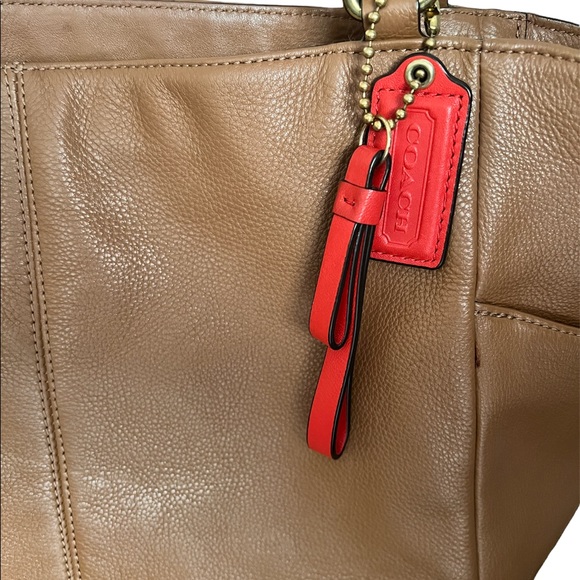 Coach XL Park North Tan Pebbled Leather Tote With Matching Wallet - Picture 10 of 11